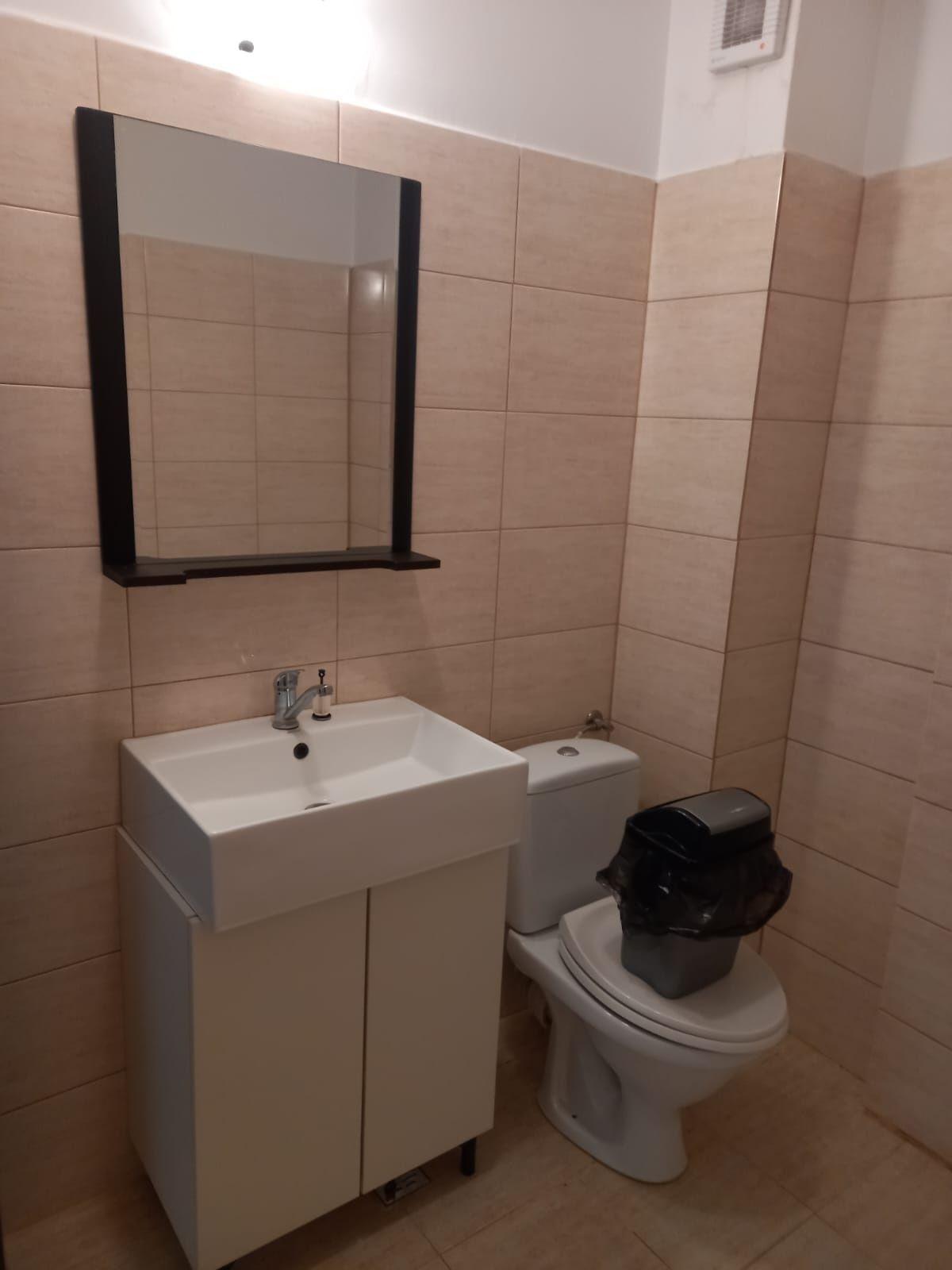 De închiriat apartament 2 camere - imagine 1