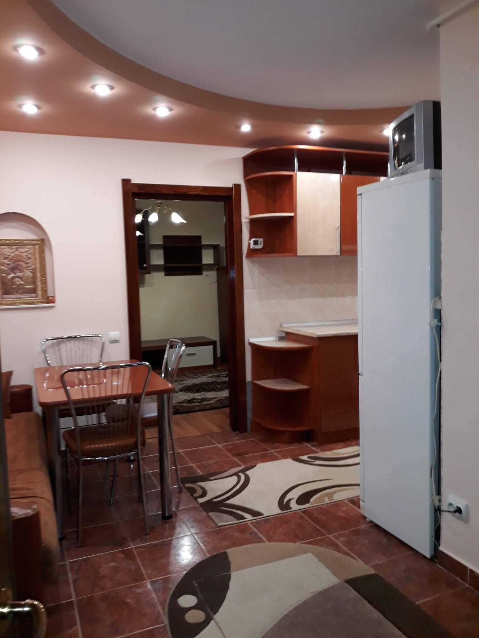 Închiriez ap.2 camere Precista - imagine 1