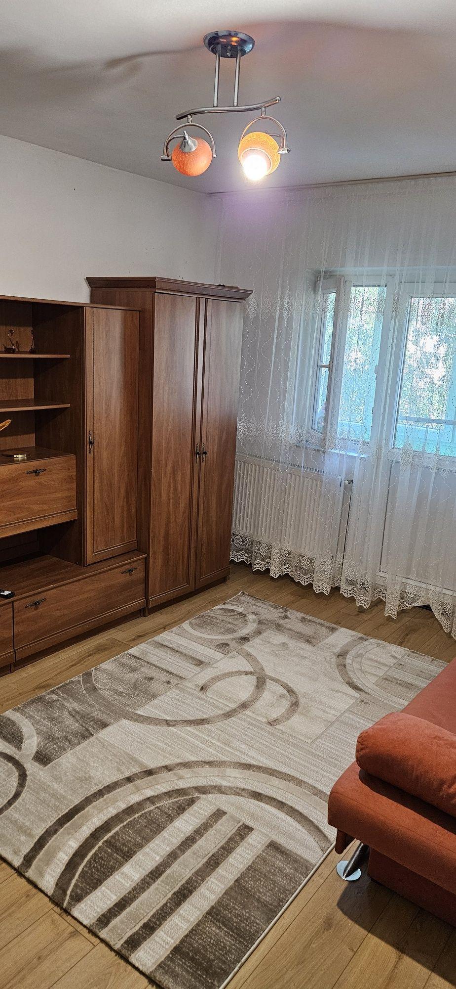 Garsonieră de închiriat pe str. Calea Moldovei