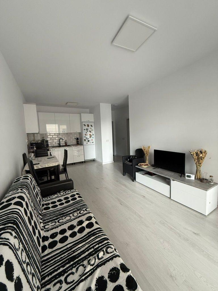 Ofer spre inchiriere apartament luminos pentru o viata plina de energie, în Targoviste complex rezidențial Class Park. - imagine 1