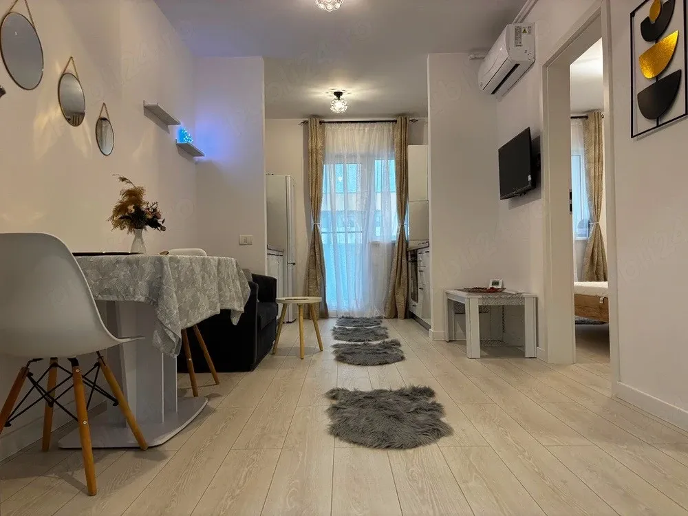 Studio 81 Residence Metrou Berceni Parcare Boxa Piscina Parc - imagine 1