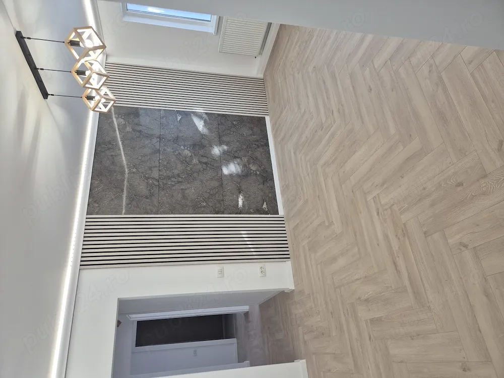 Vand apartament 3 camere