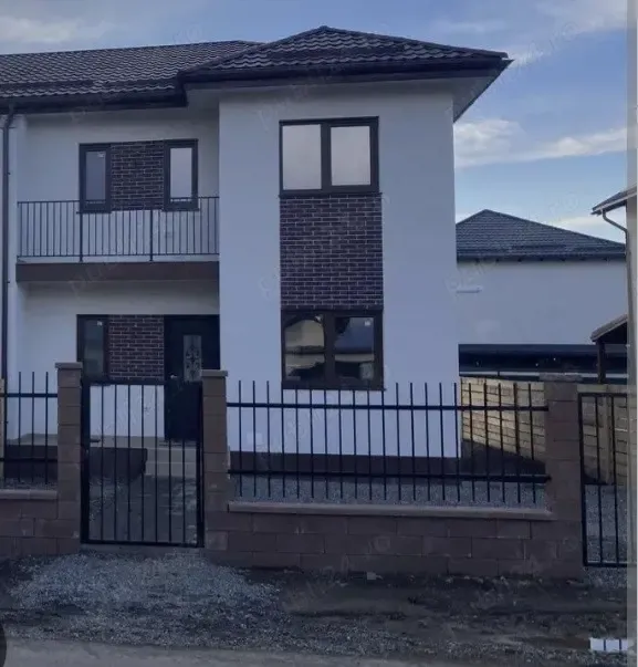 Casa Tip Duplex  în Cartierul izvor   Intabulata