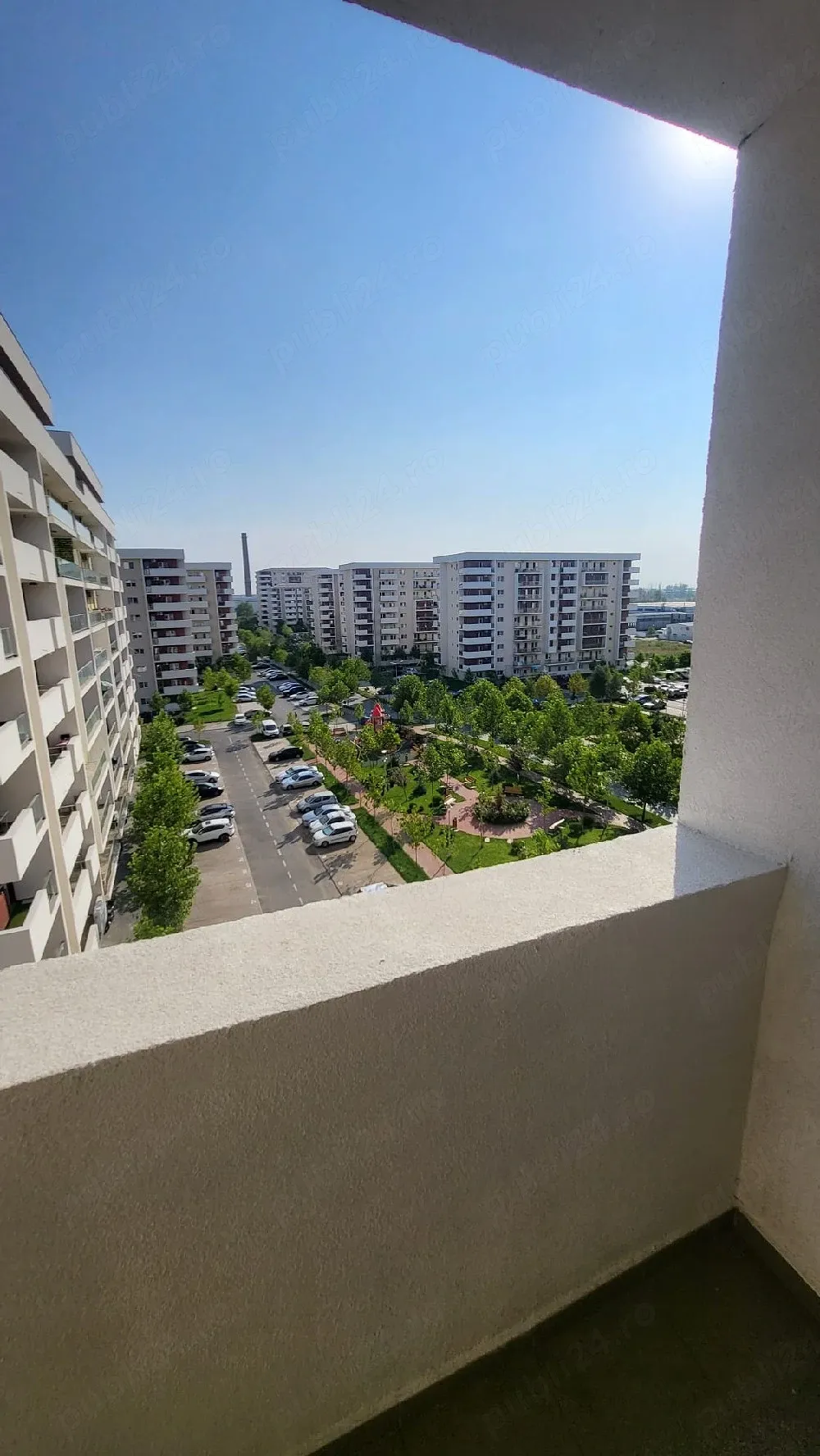Închiriez apartament