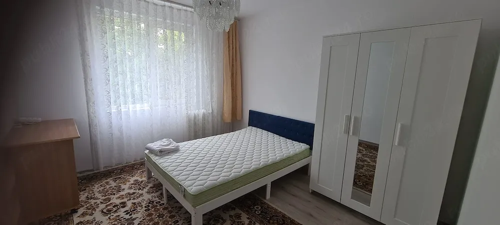 Vand apartament 3 camere, decomandat, 2 bai, cartier Tudor Vladimirescu-Ghencea, direct proprietar