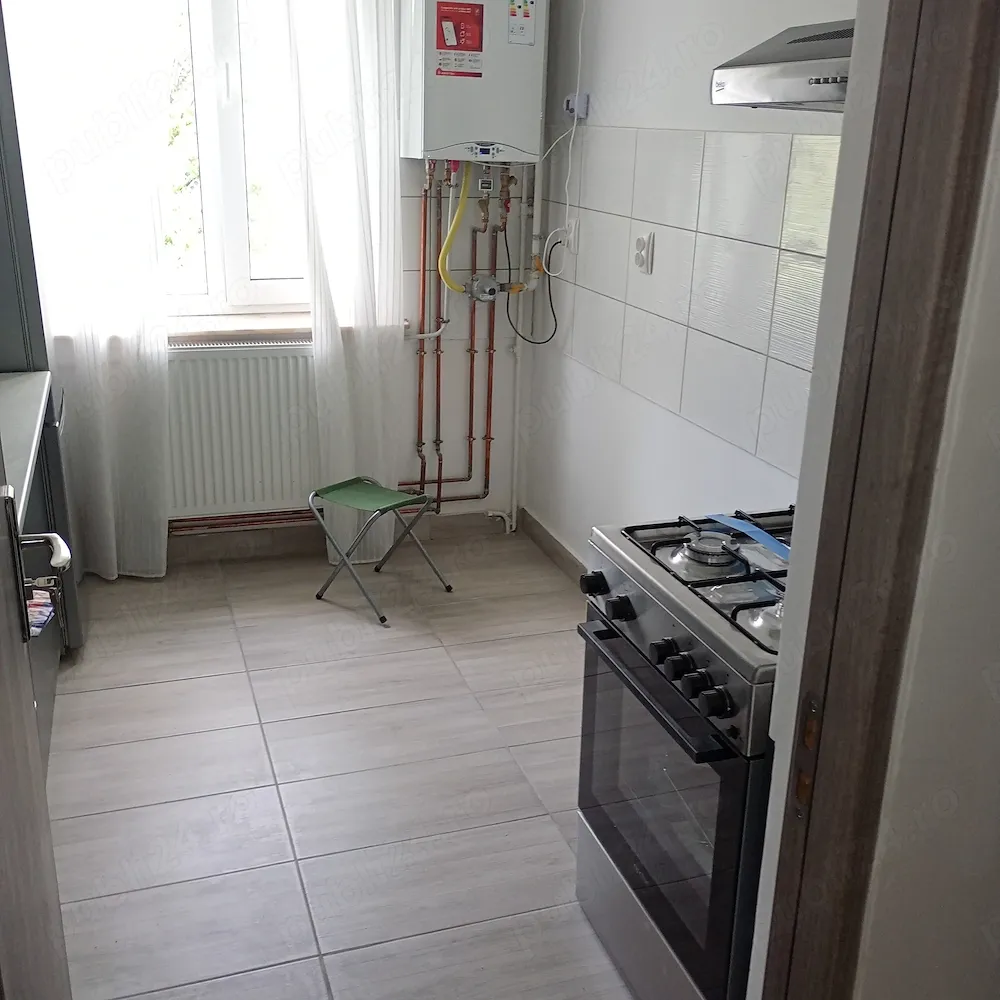 Vând apartament două camere ultracentral - imagine 1