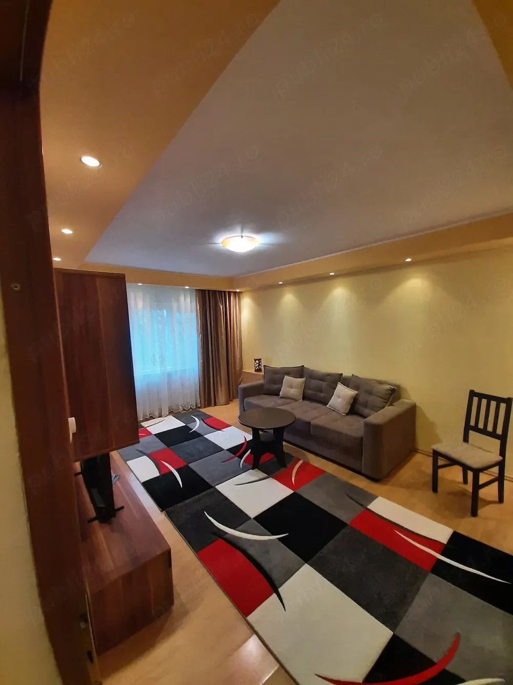 Proprietar inchiriez apartament Piata Centrala Galati - imagine 1