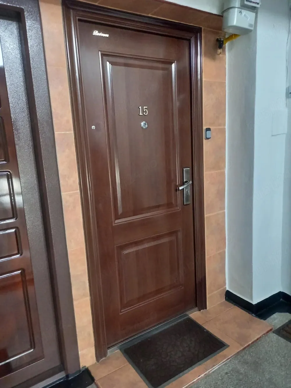 Vând apartament 3 camere