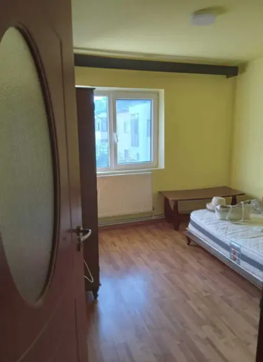 3 camere | Confort 1 | Decomandat | Unirii Sud | Luminos si spatios | 67 mp | Bloc cu acoperis de azbociment
