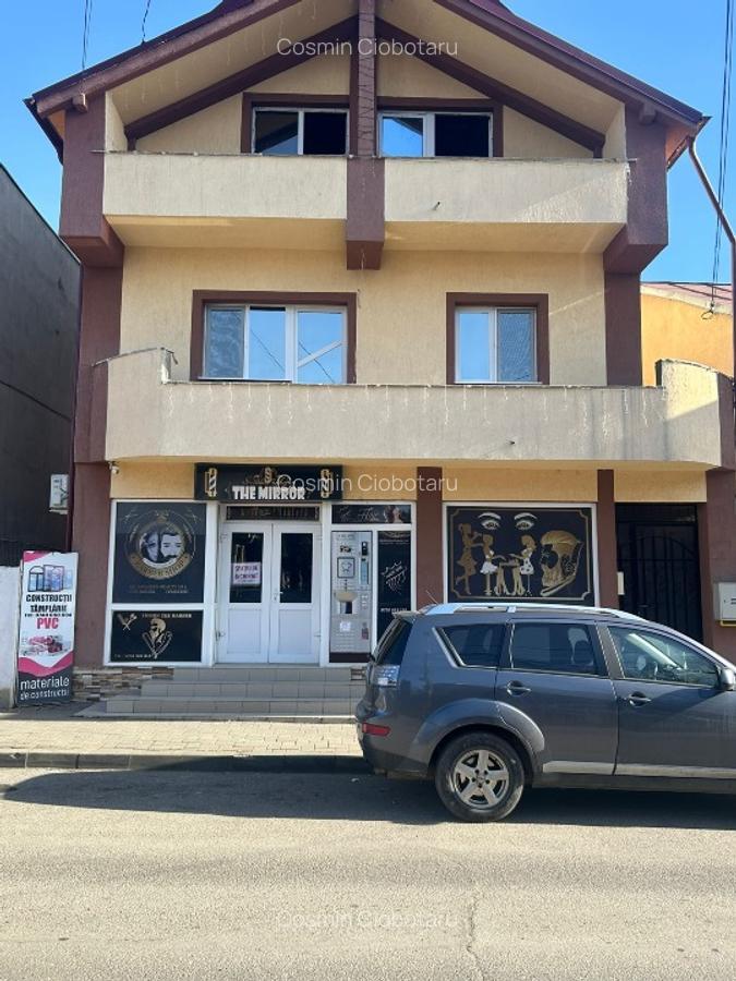 Clădire profesională ~600 mp – structură pe cadre – terasă – curte 250 mp acces