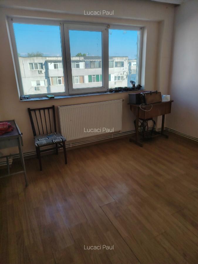 Braila, Apartament 2 camere cf1, decomandat, balcon 7m, Piata Radu Negru - imagine 1