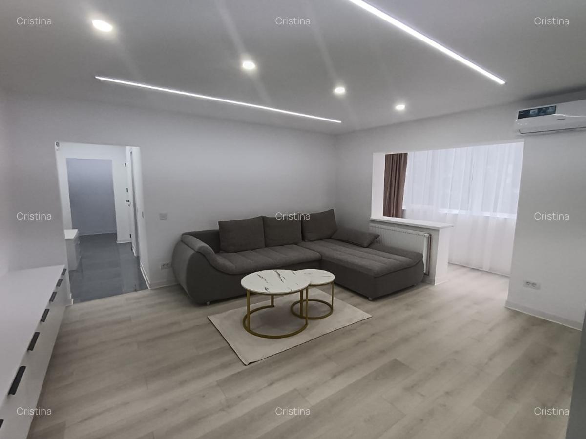 Inchiriez apartament cu 3 camere - imagine 1