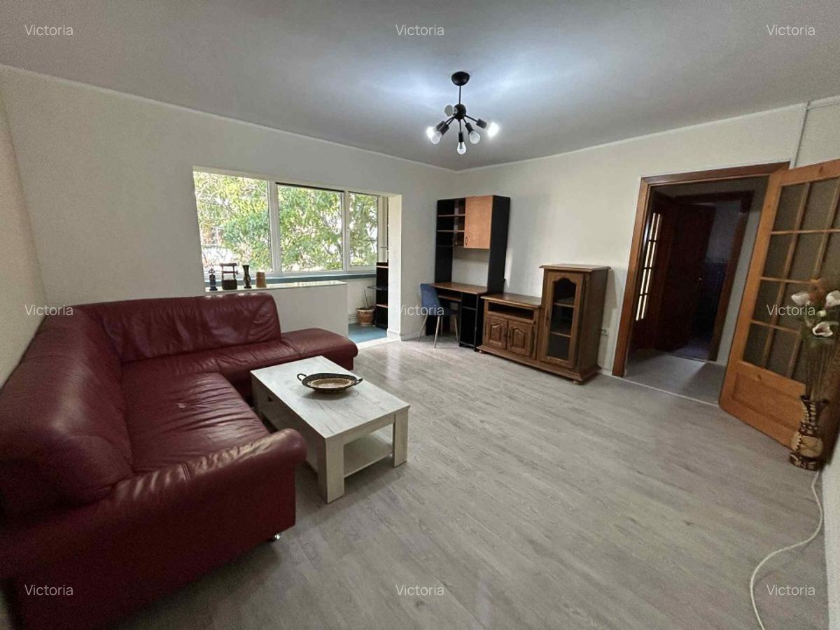 De inchiriat direct de la proprietar apartament 3 camere in Complexul Studentesc - imagine 1