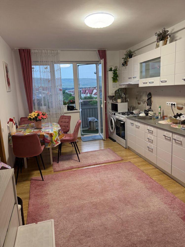 Proprietar vand apartament