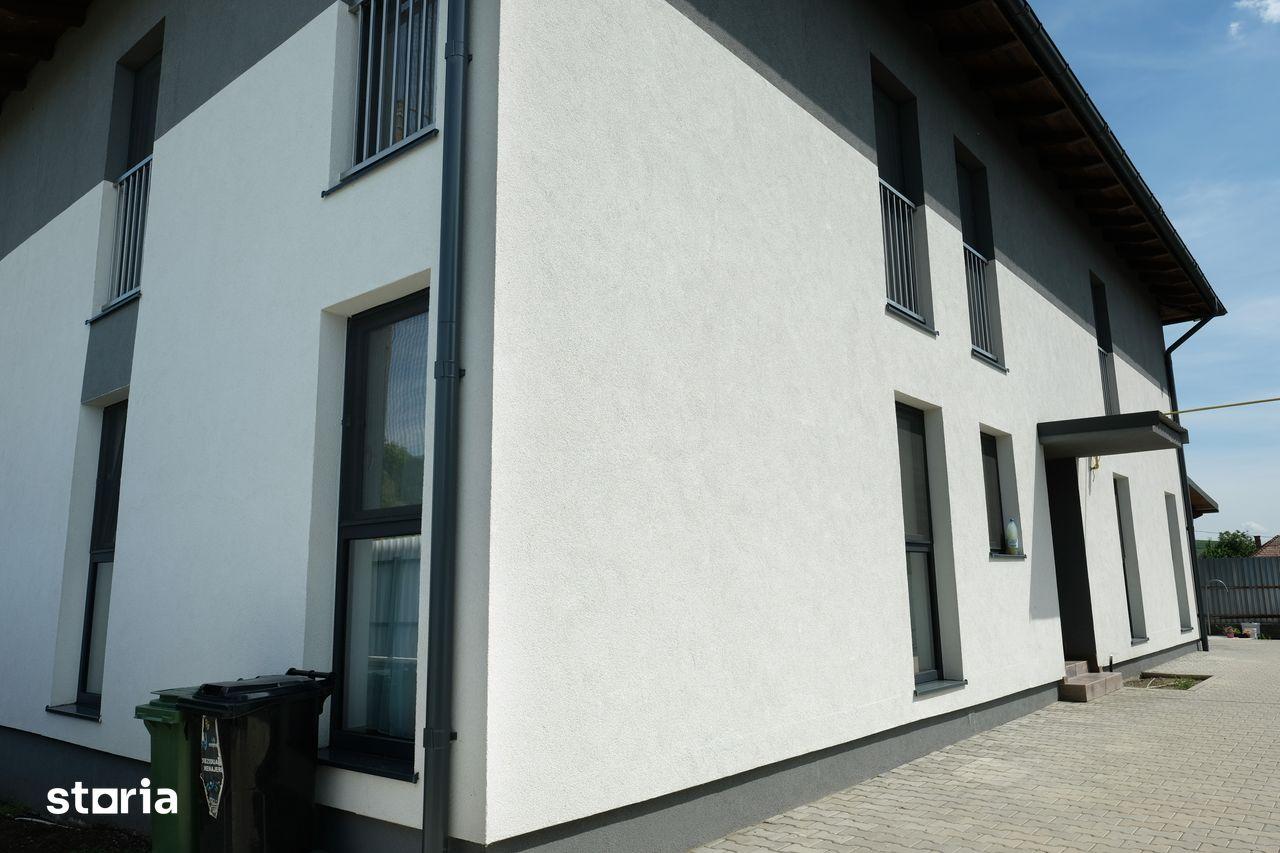 Proprietar - Vând duplex generos de 160 mp utili în Apahida - imagine 1