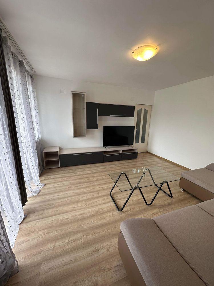 Proprietar Inchiriez Apartament cu 2 camere decomandat