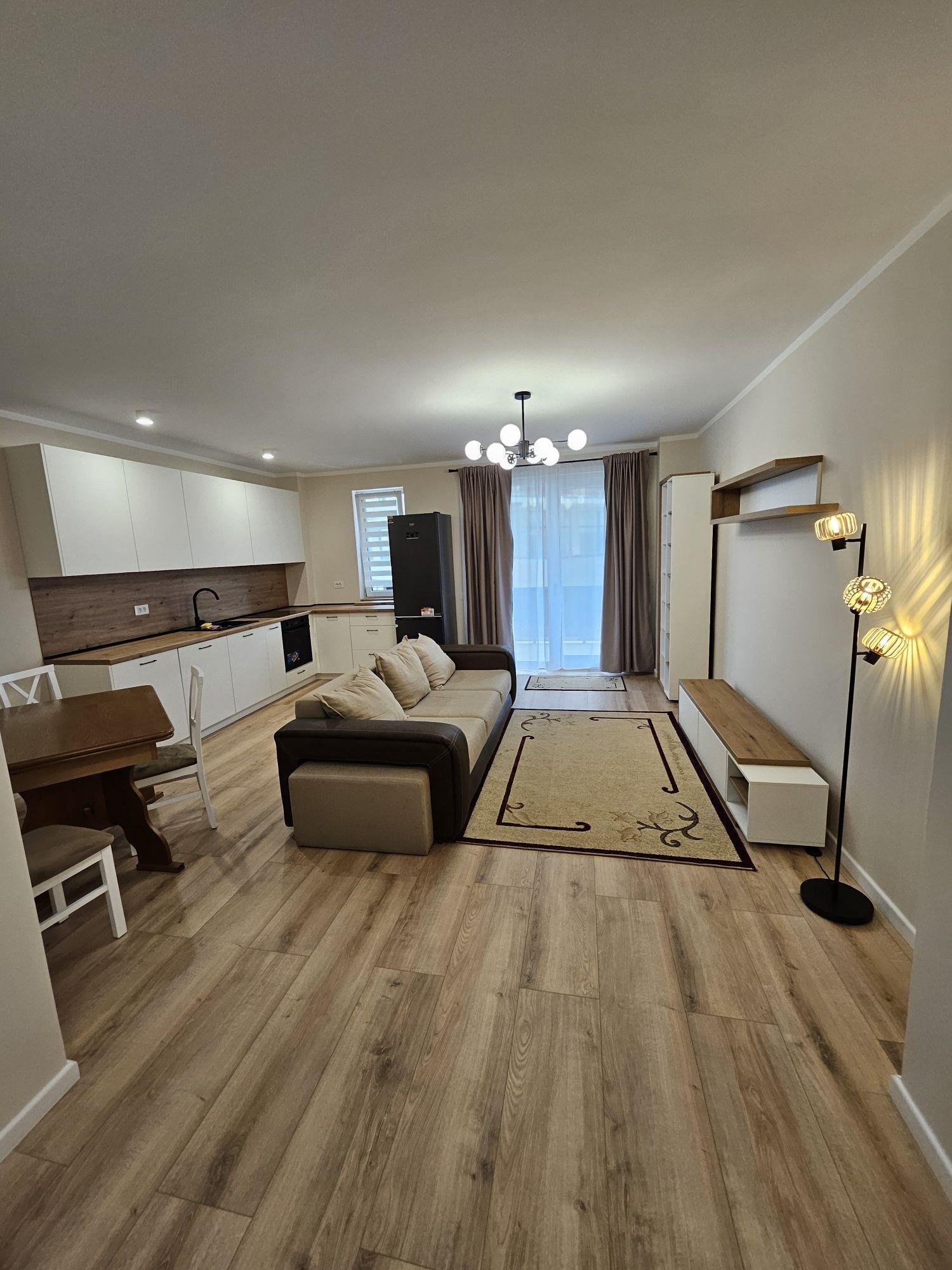 Închiriez apartament 2 camere la VIVO  –  Prima închiriere | Bloc nou