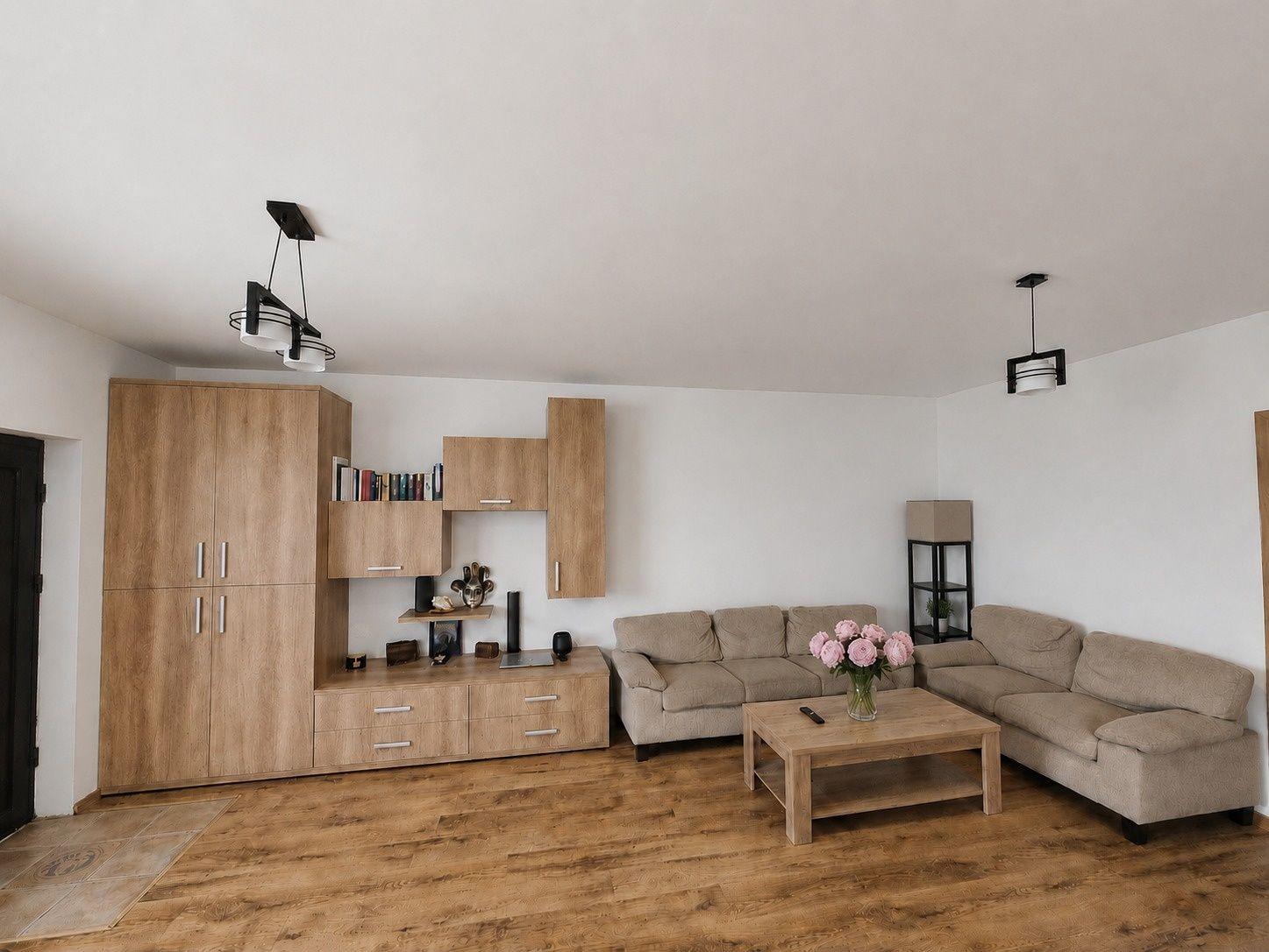 Apartament 3 camere de închiriat – Florești, Str. Tineretului - parcare inclusă