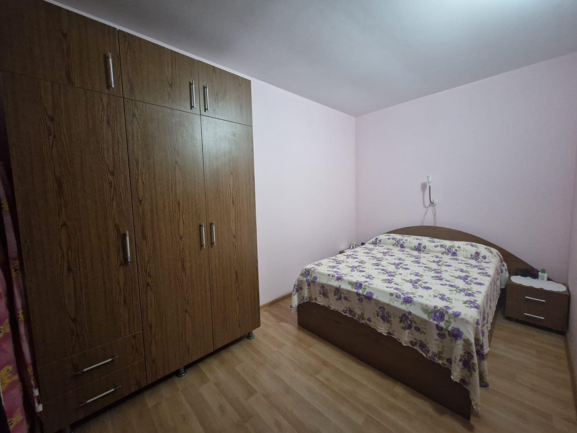 Vand ap 2 camere et 5/5 Craiovita Noua