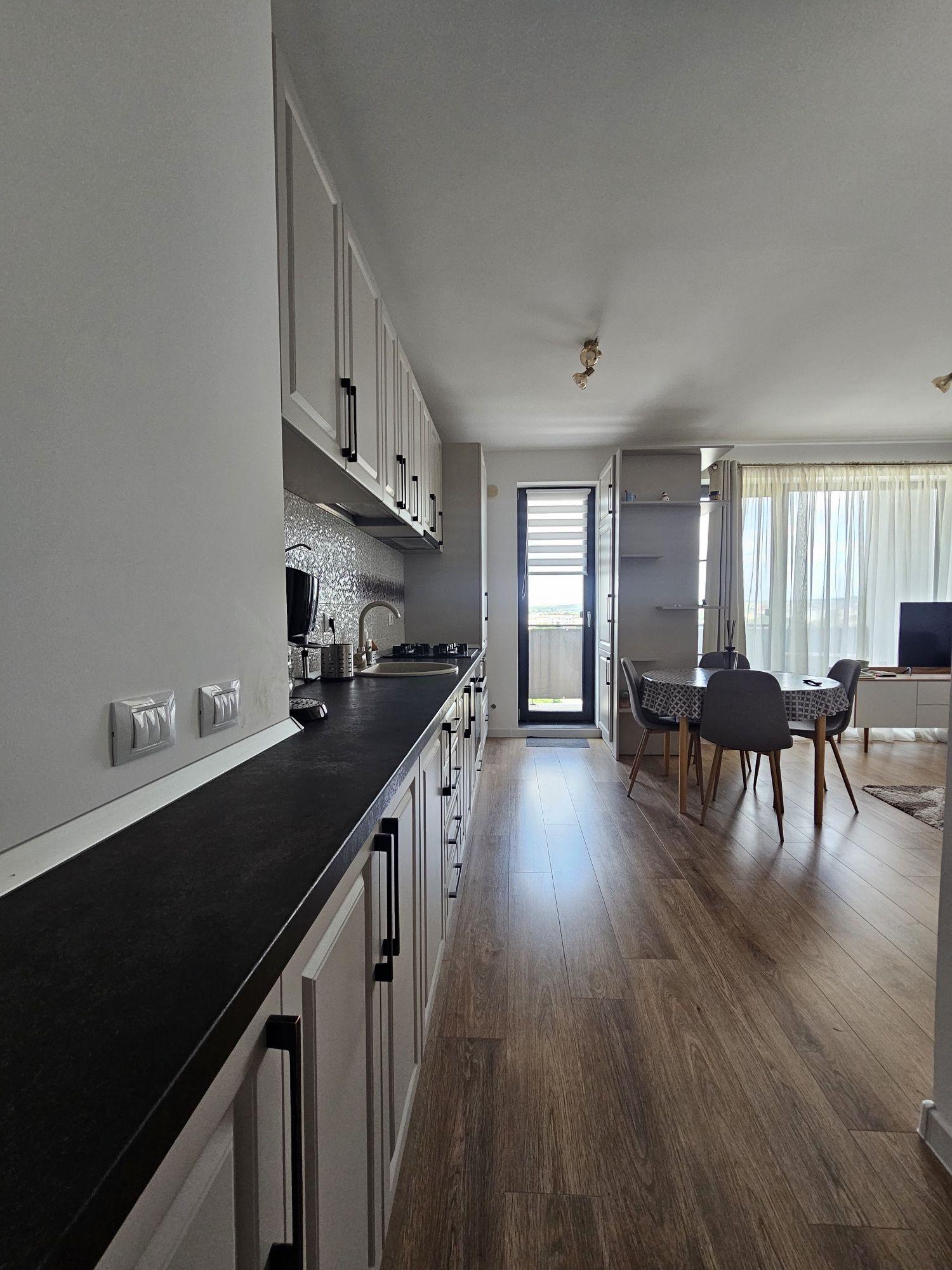 Apartament 3 camere  -President Residence