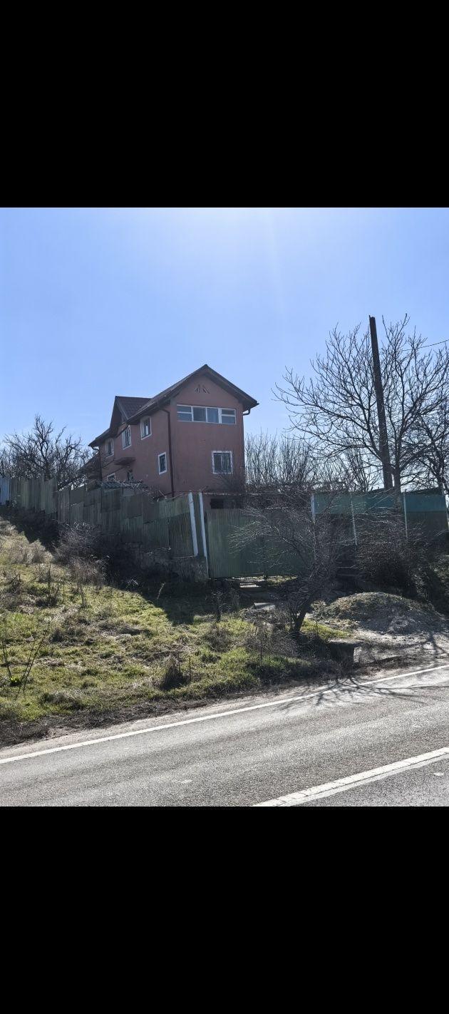 Casa de vânzare în Pielesti
