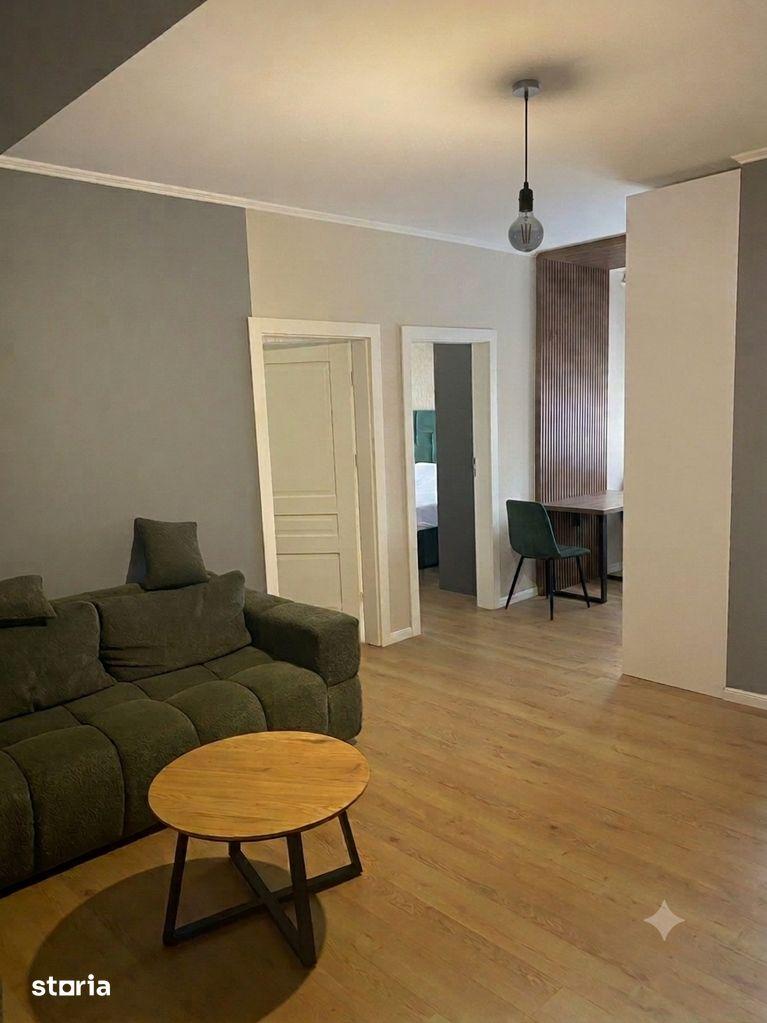 Vand apartament 3 camere lux Oradea Str Alexandru Xenopol - imagine 1