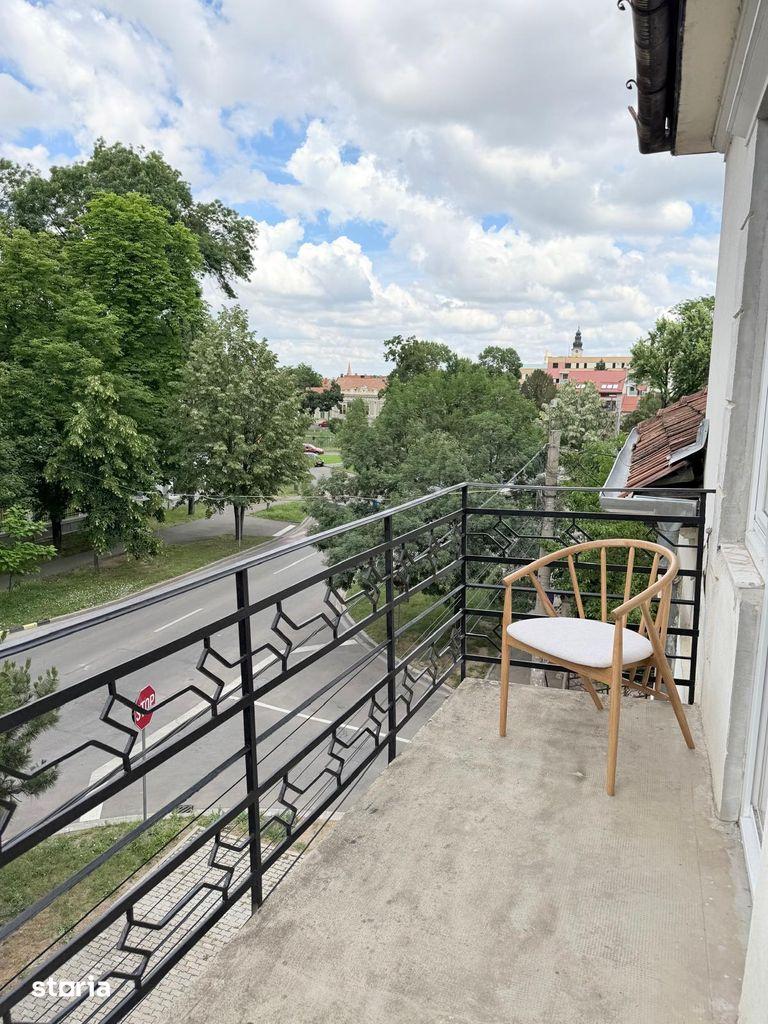 Apartament Premium 3 Cam | Centrală Proprie | Vedere spre Muzeu - imagine 1
