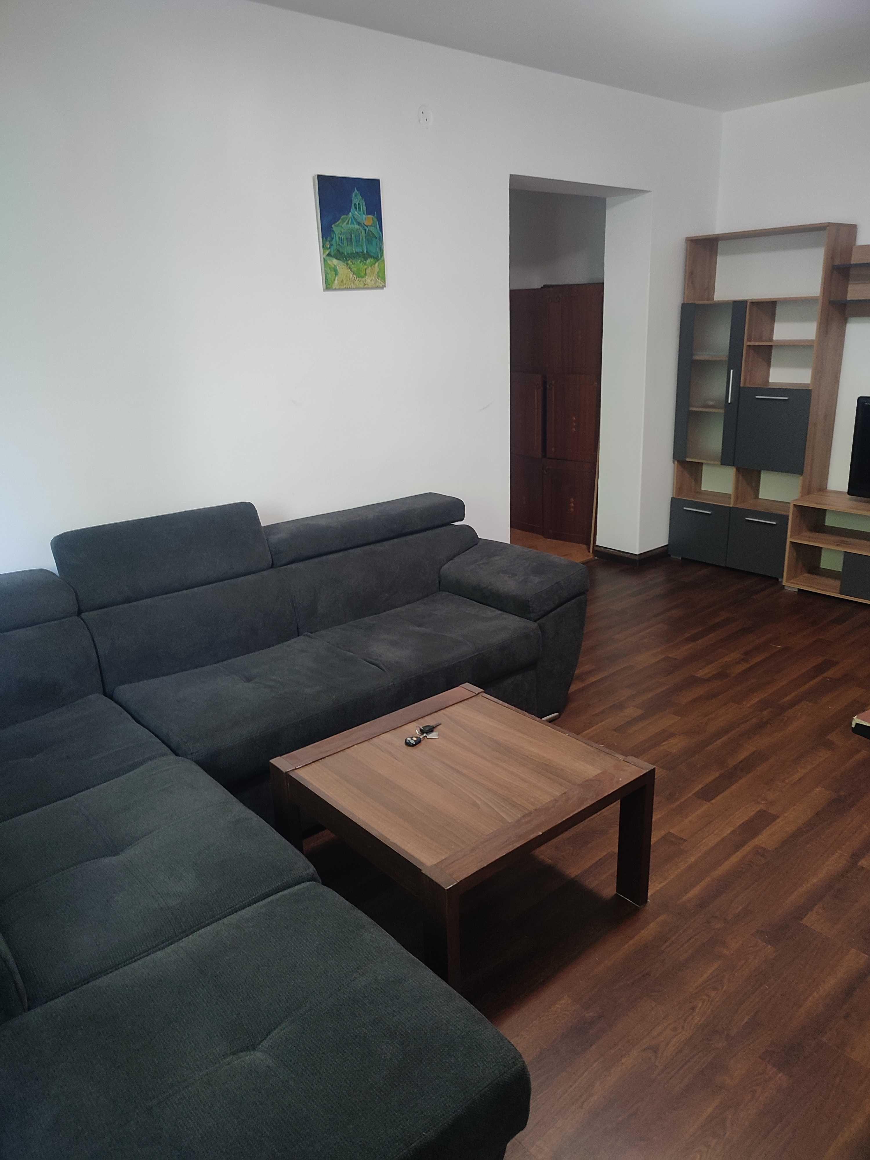 De inchiriat apartament 2 camere Piata Victoriei
