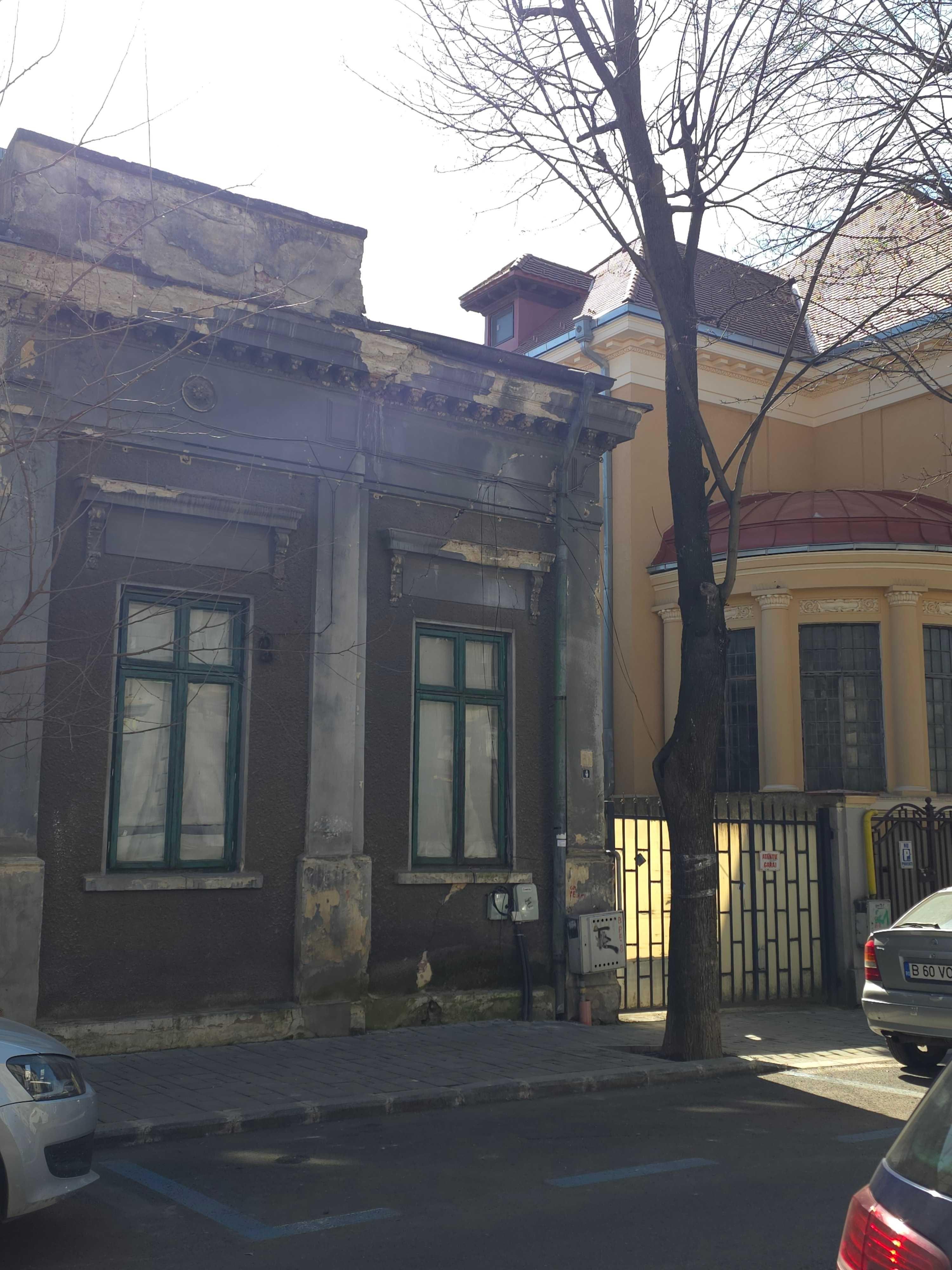 Casă de vânzare, zona Piața Sfântul Ștefan
