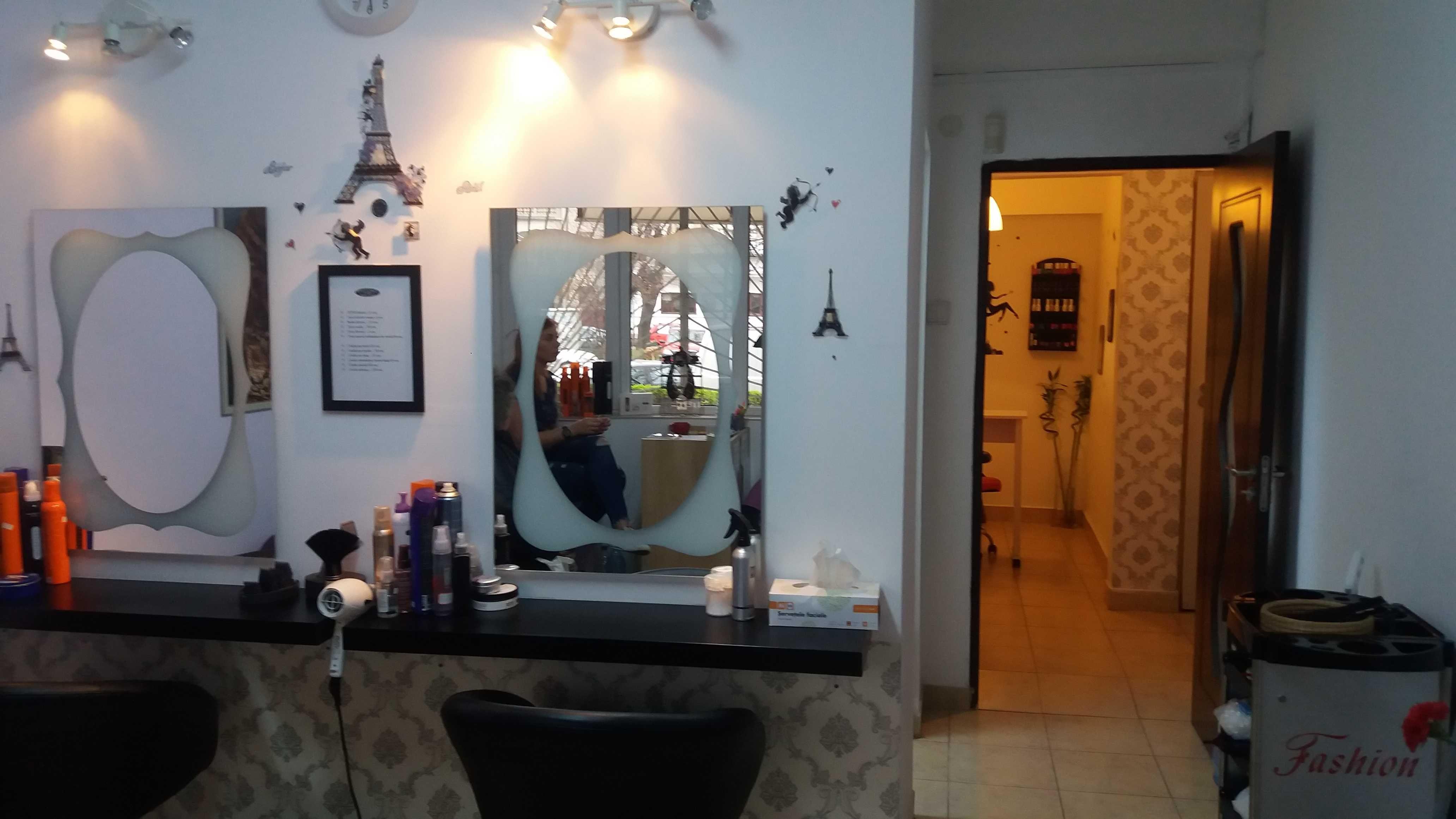 Birou / Spatiu comercial / Garsoniera parter , stradal