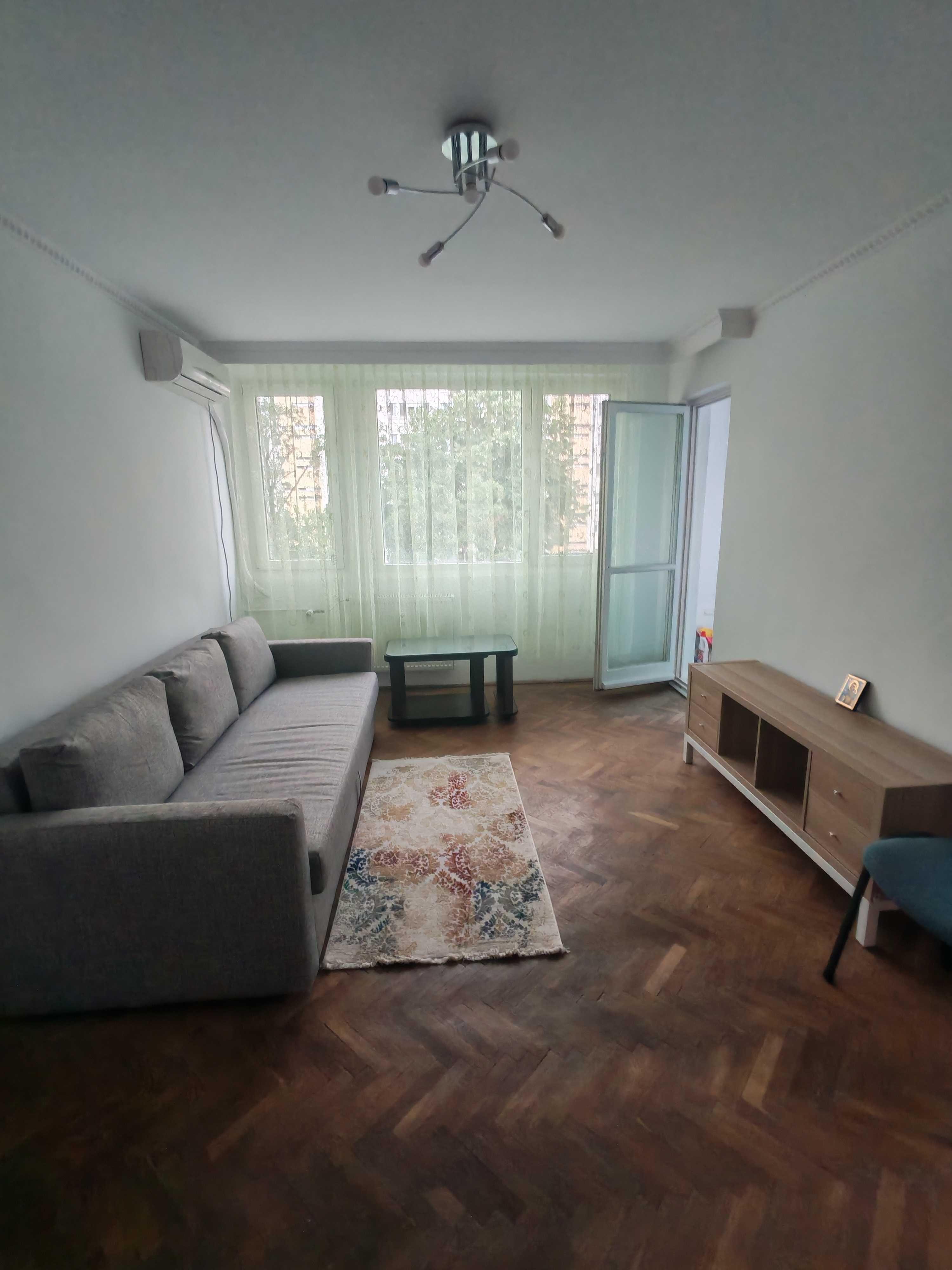 Închiriez apartament cu 2 camere, Piața Obor