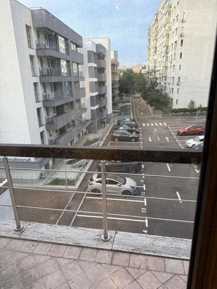 Apartament 3 camere in Vila . 125 mp - imagine 1