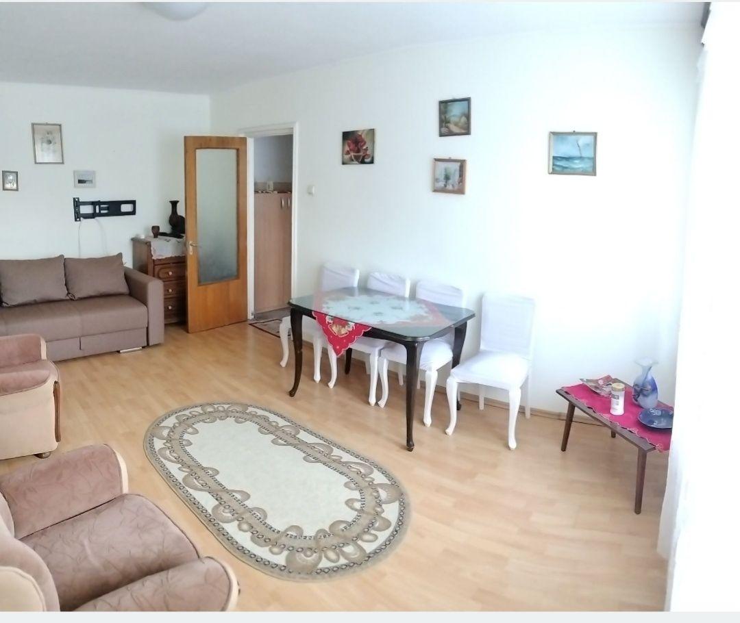 Vând apartament 2 camere zona Auchan Titan București sector 3 decomandat 49m2 utili pe strada Jean Steriadi