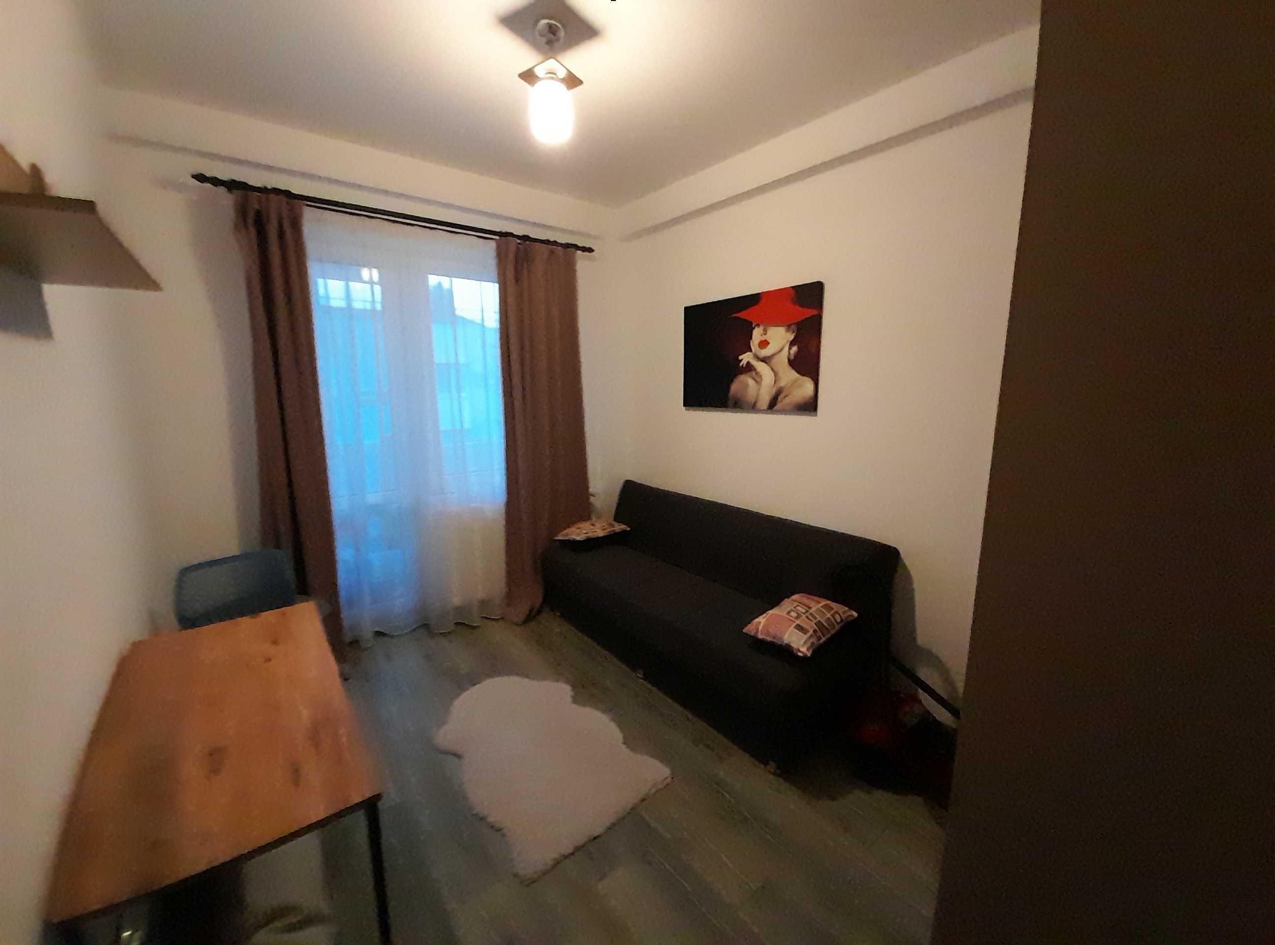 Inchiriez apartament