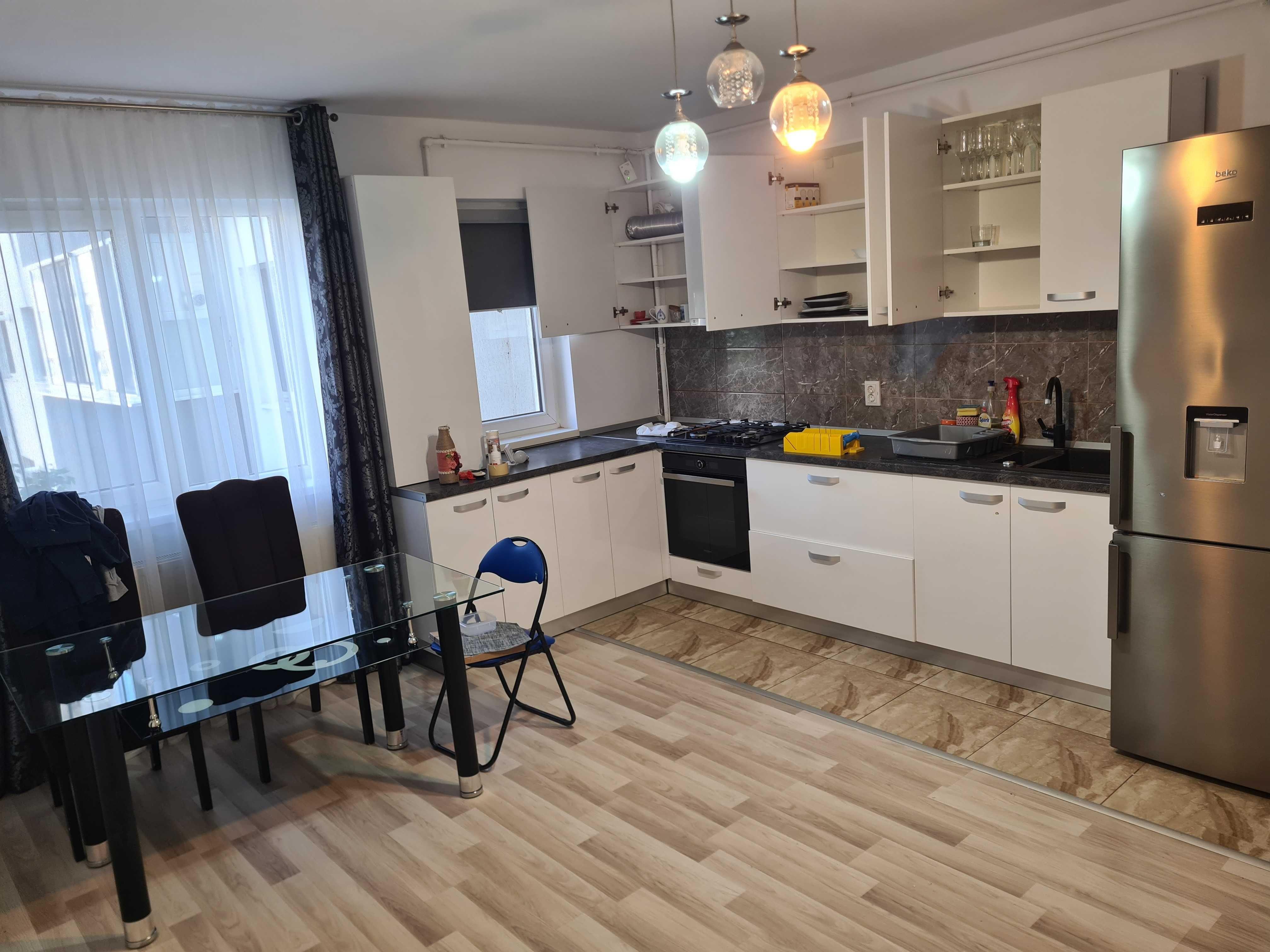 Inchiriez ap 2 camere