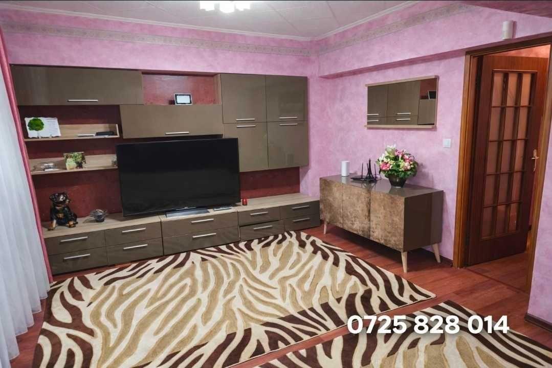 Ofer spre inchiriere apartament 3 camere
