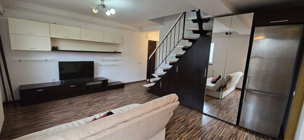 Inchiriez apartament 3 cam tip duplex