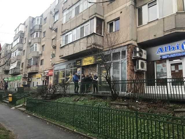 Spatiu comercial la parter de bloc 90mp Soseaua Salaj 136, vitrina 11 m, curent trifazic