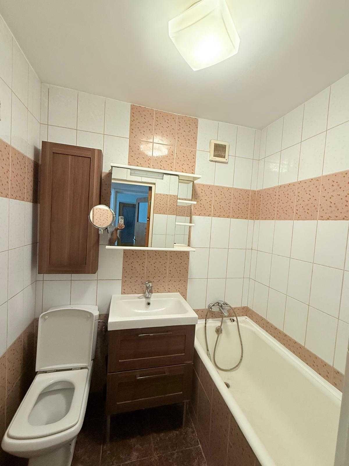 De inchiriat apartament 3 camere Drumul Taberei, Parc Moghioros